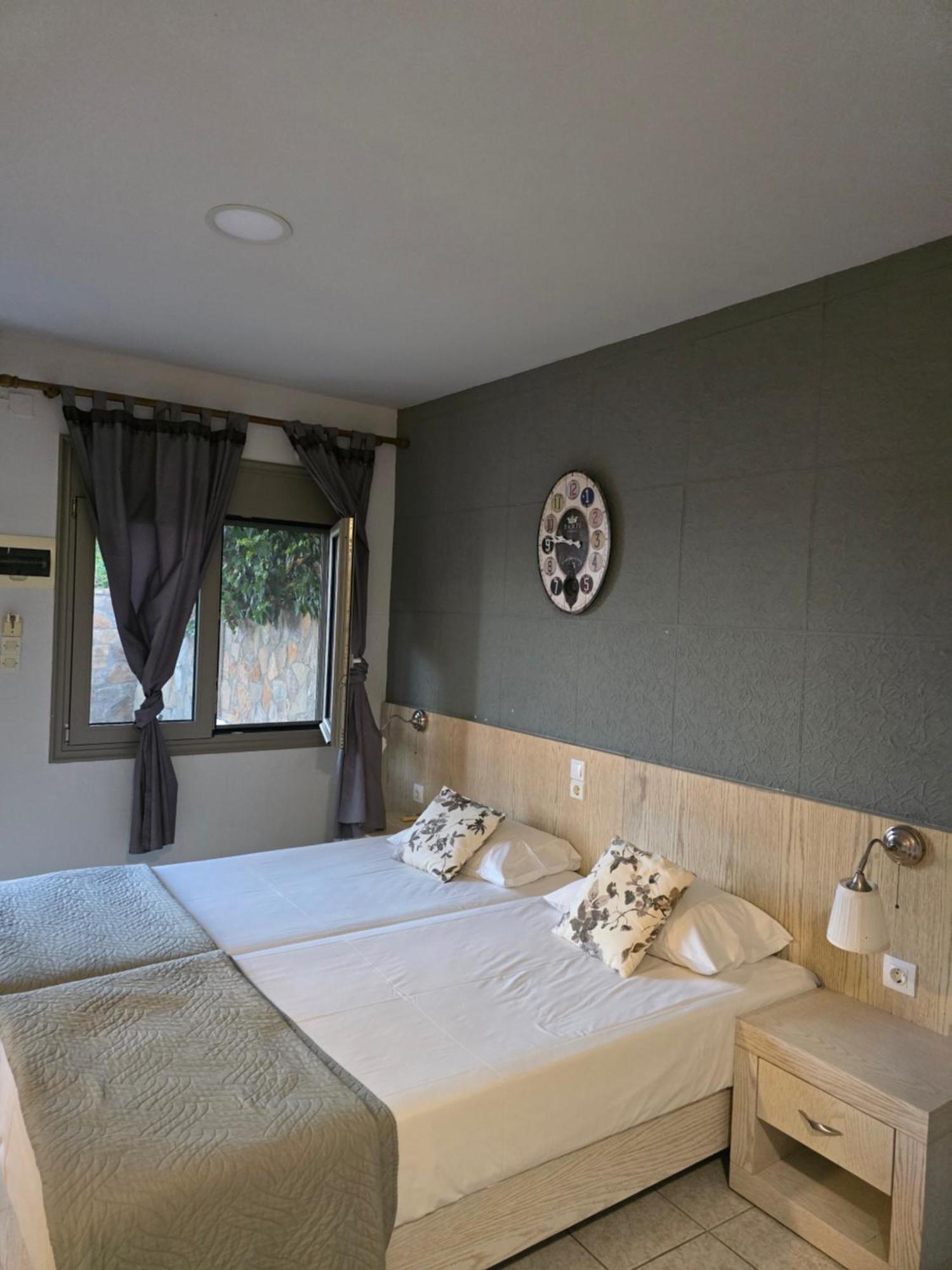 Attalos Apartments Agia Pelagia  Extérieur photo